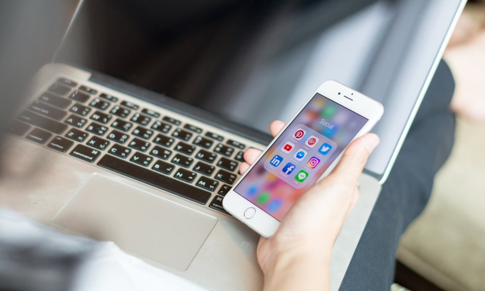 خدمات الناقل والخطط العائلية