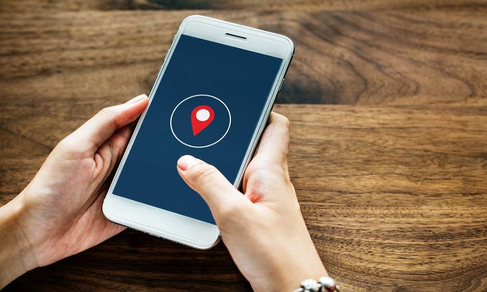 تطبيق تجسس لتتبع الموقع عبر نظام GPS