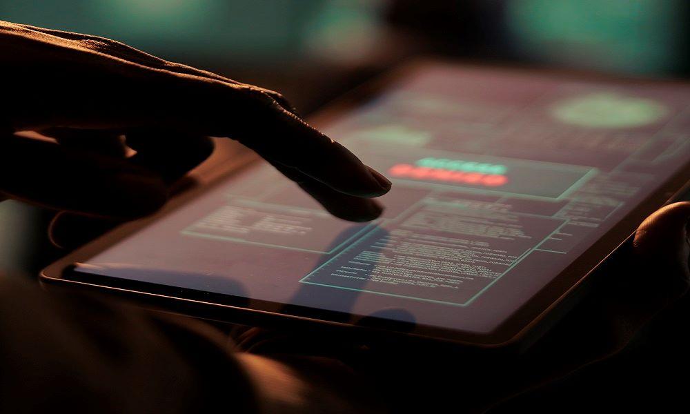 Quando e como usar um app espião grátis