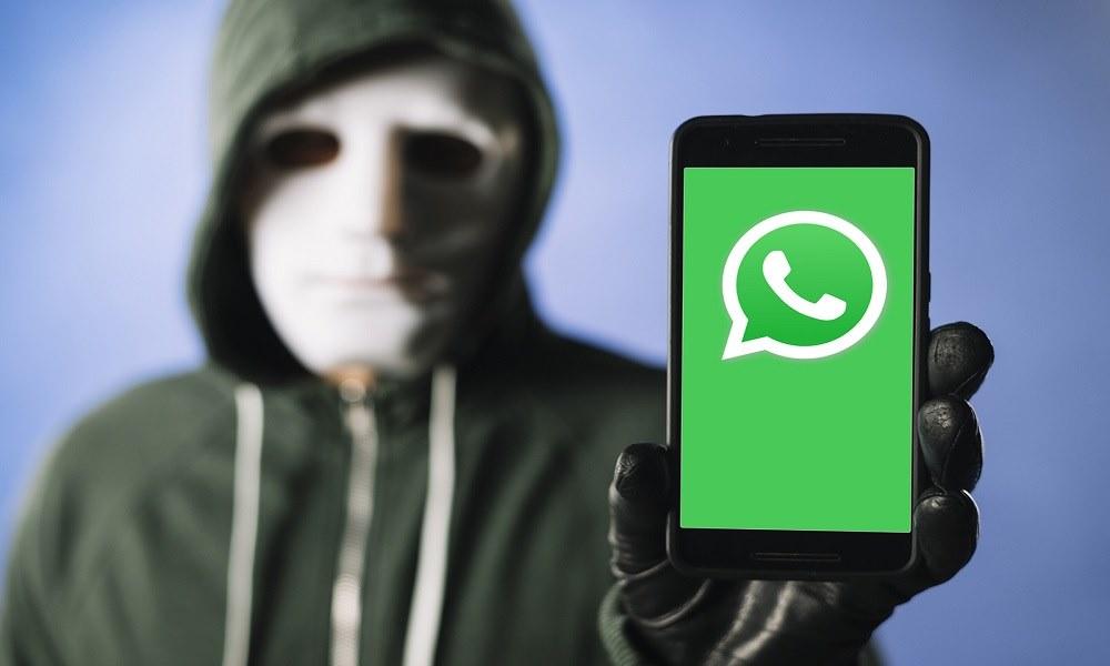 7 señales claras de cómo saber si me espían los mensajes de WhatsApp en tu móvil