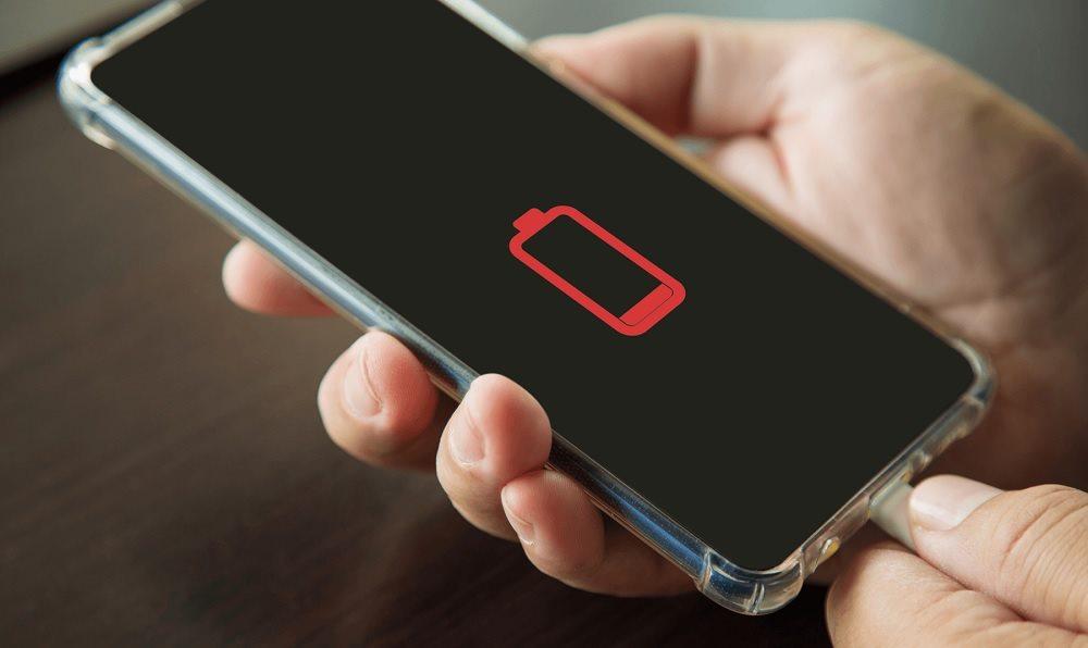 Consumo de datos o batería inusual para saber si tu WhatsApp fue clonado