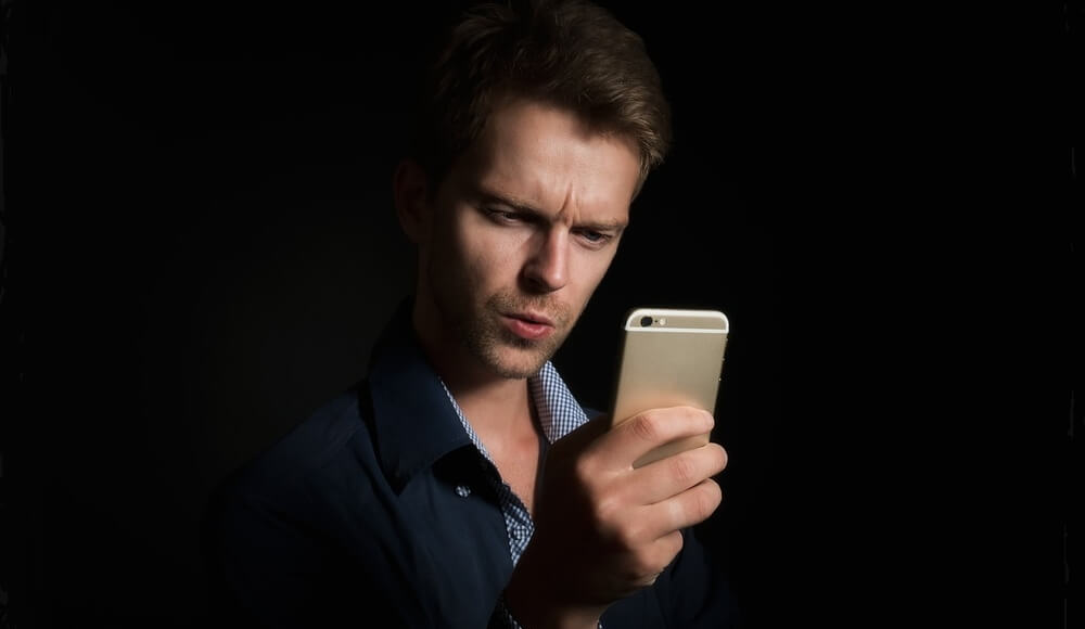Cómo hackear un teléfono