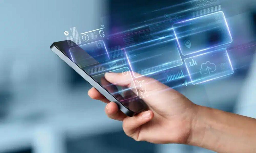 Acceso físico al dispositivo para hackear un celular