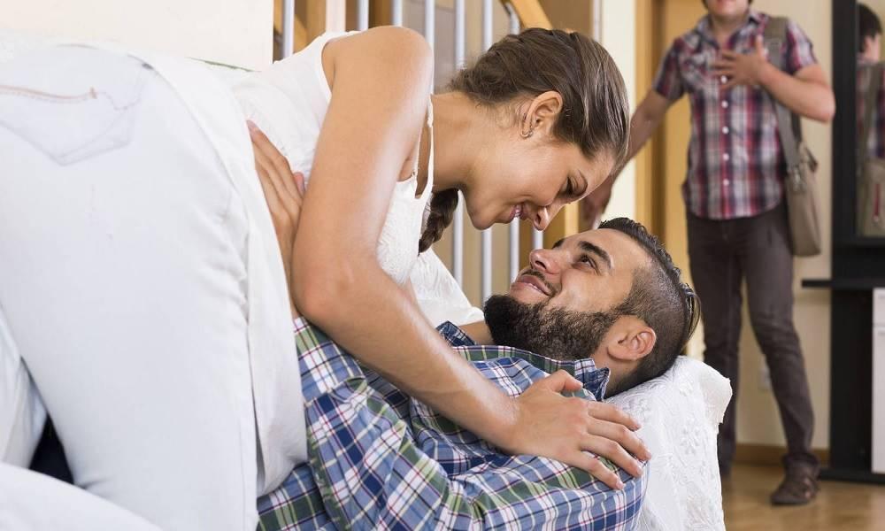 Cómo saber cuándo tu esposa te engaña