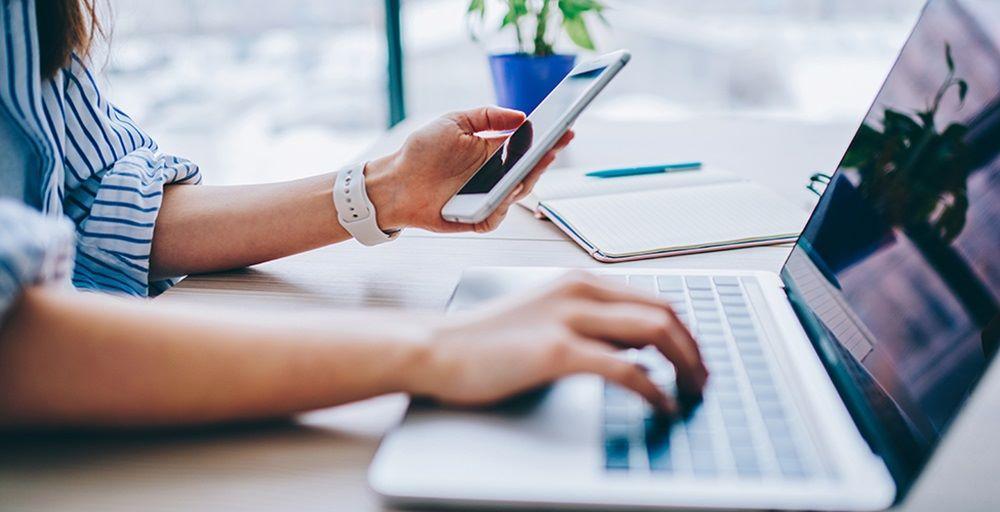 Revisar registros de dispositivos vinculados para espiar un teléfono gratis