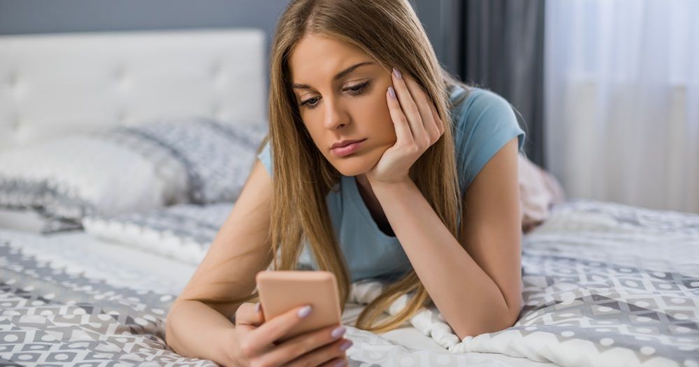 Check Social Media Behavior to Discover Who Women Cheat with