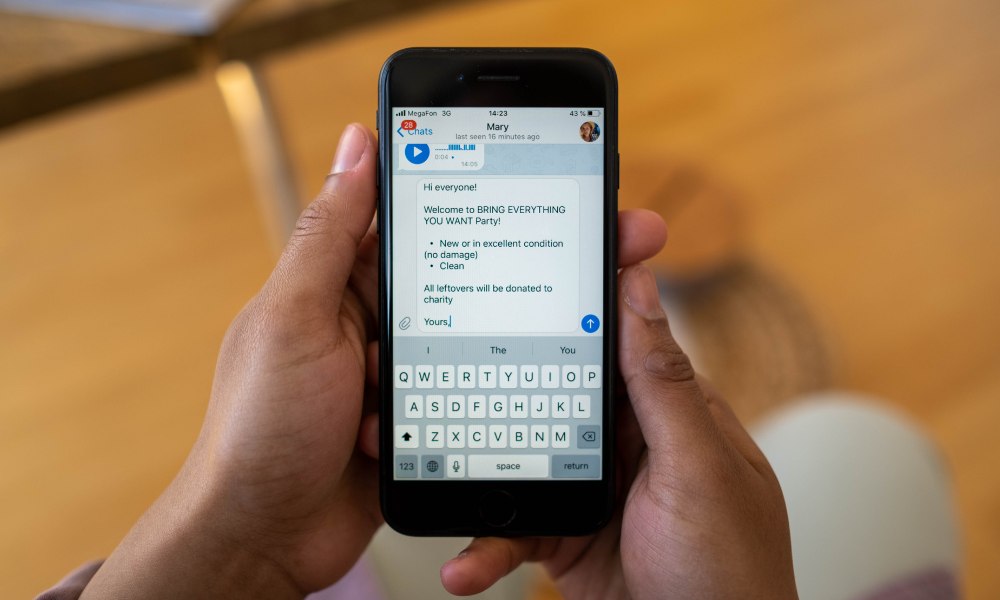 How to Get Someone's Messages on Your iPhone