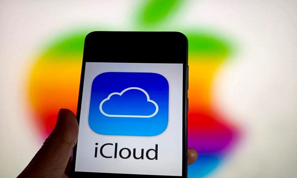 iCloud Sync for iPhones to Remotely See Text Messages