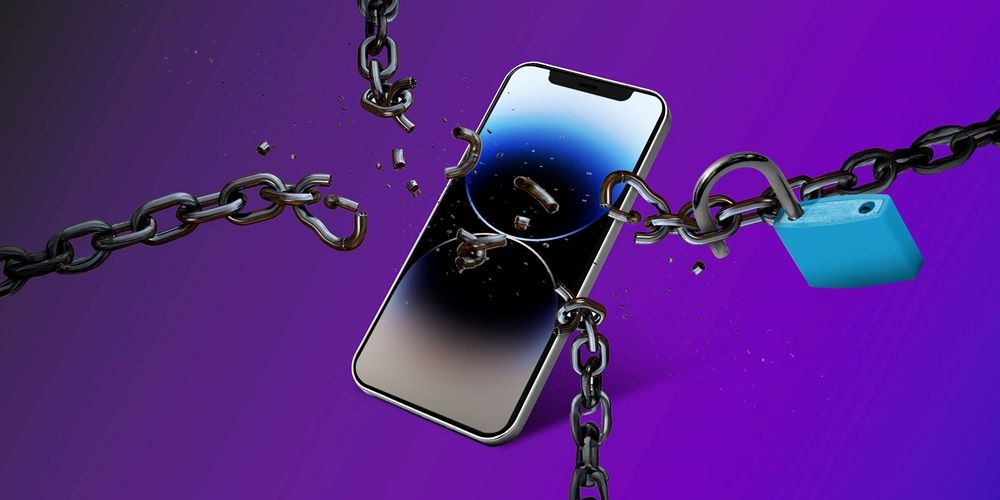 Jailbreaking The iPhone to Install Keylogger Apps