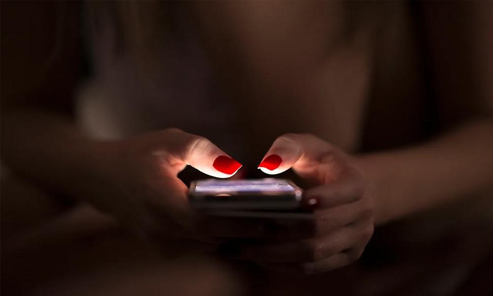 Signs Someone May Be Reading Your Texts from Another Phone