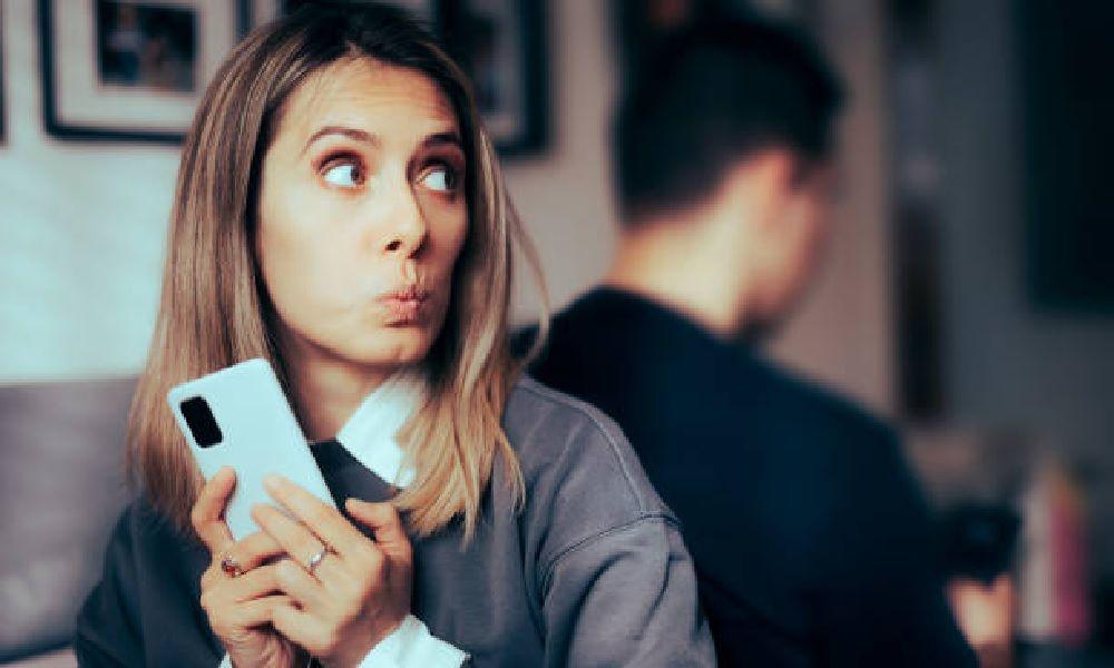 Signs to Know If Your Wife Is Cheating