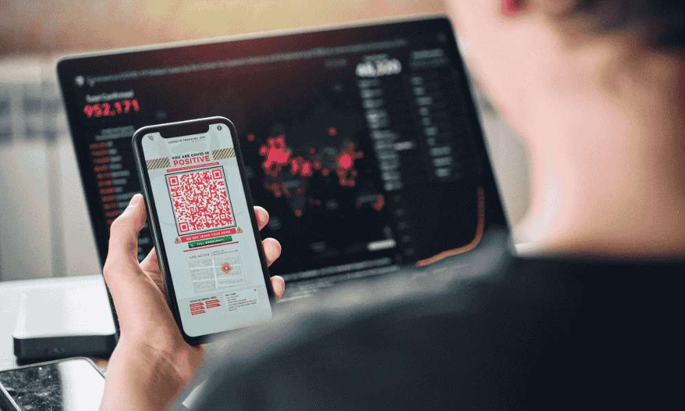 Hidden iPhone Tracking App