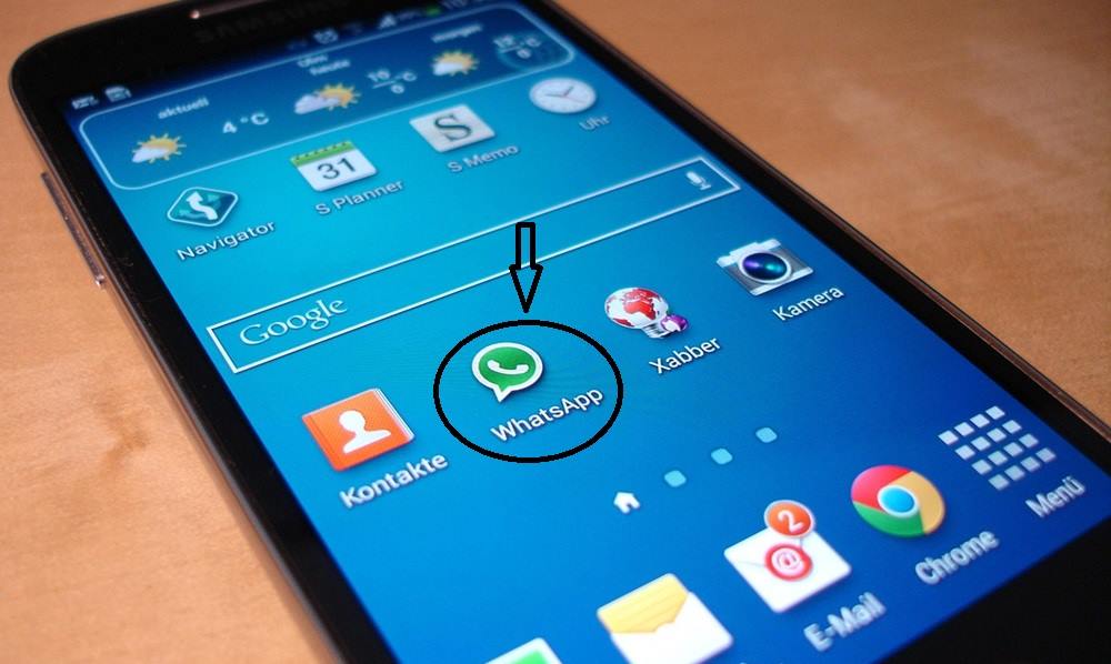 Add WhatsApp Widget to Look at WhatsApp Messages without Them Knowing