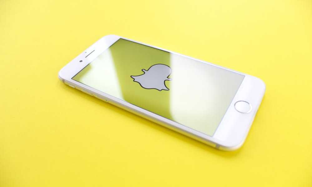 How to Screenshot Snapchat without Them Knowing (2025 Guide)
