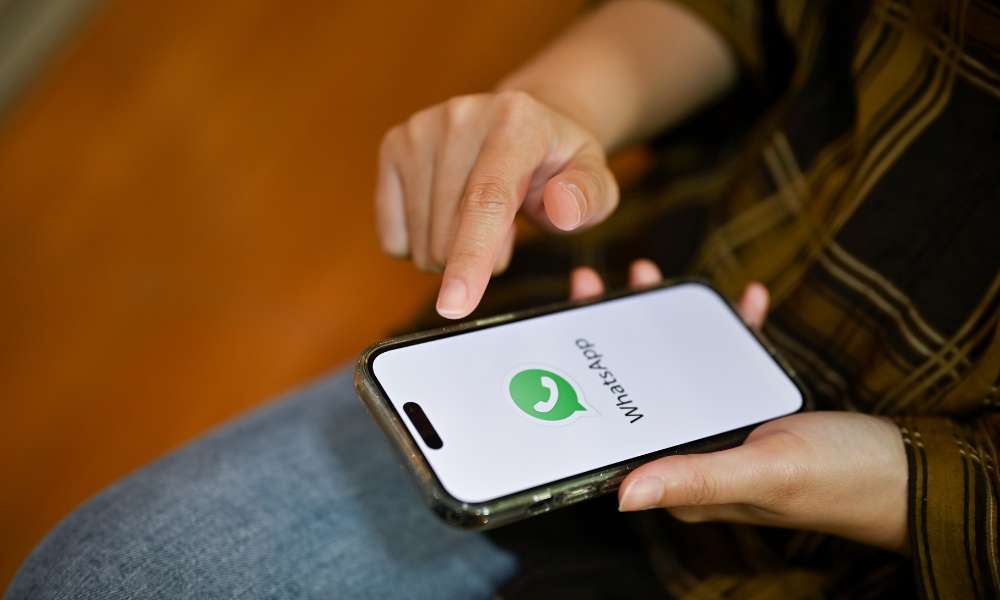 How to See Someone's WhatsApp Chat in Your Phone