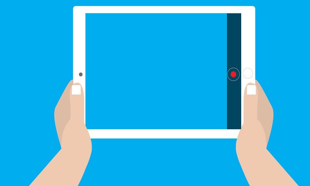 Screen Recorders or Screenshot Apps to Hack Boyfriend's WhatsApp
